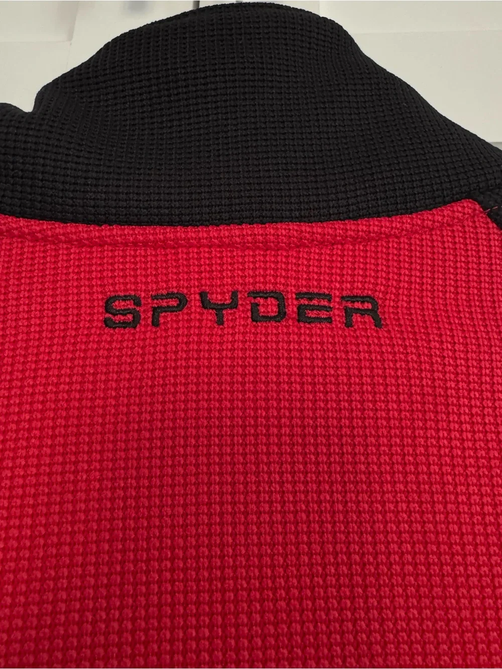 Spyder lightweight athletic